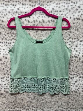 INSPIRED HEARTS CROCHET HEM TANK